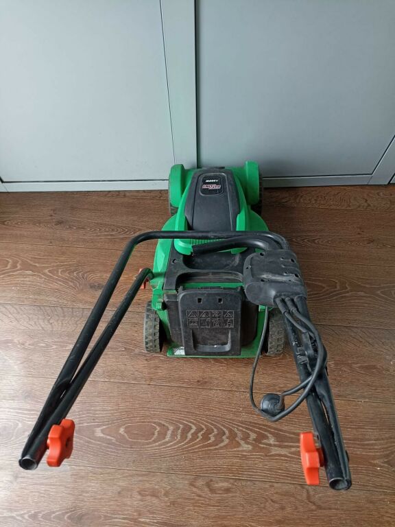 KOSIARKA ELEKTRYCZNA GO/ON! YK1233 USZKODZONA
