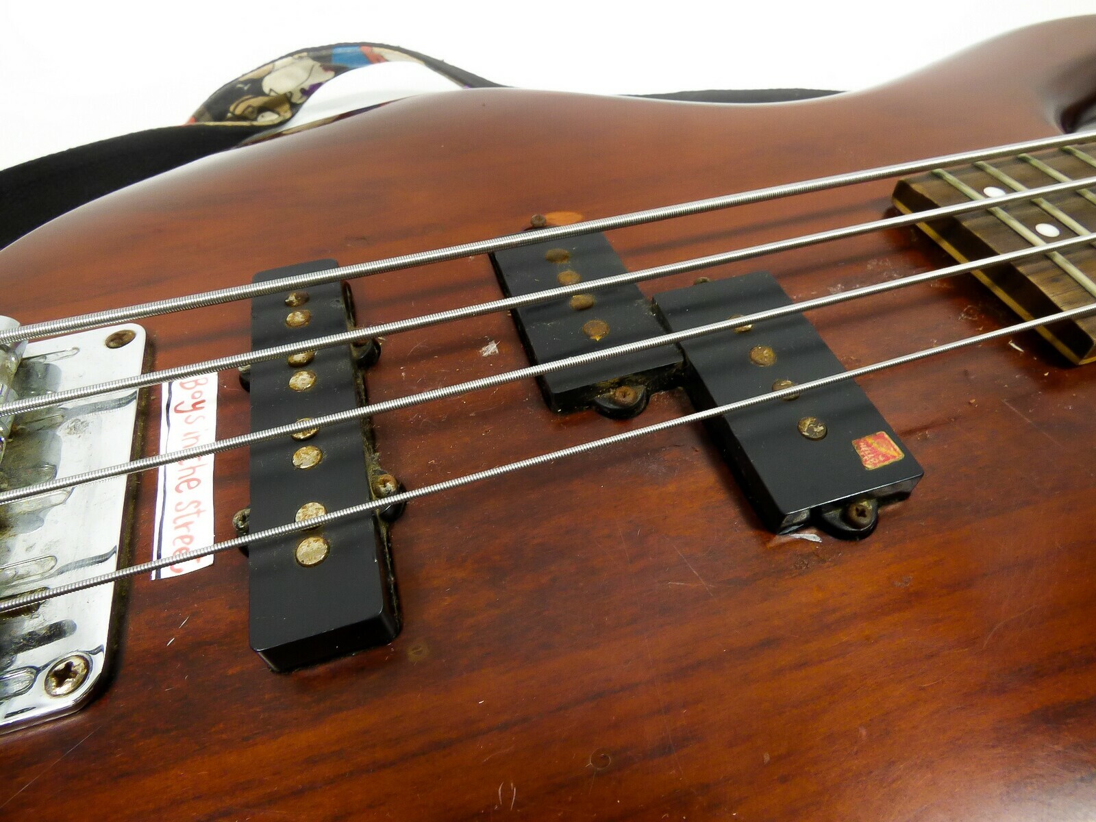 gitara-cort-action-bass-marka-cort