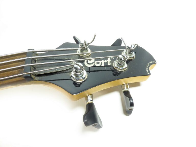 gitara-cort-action-bass-kod-producenta-11