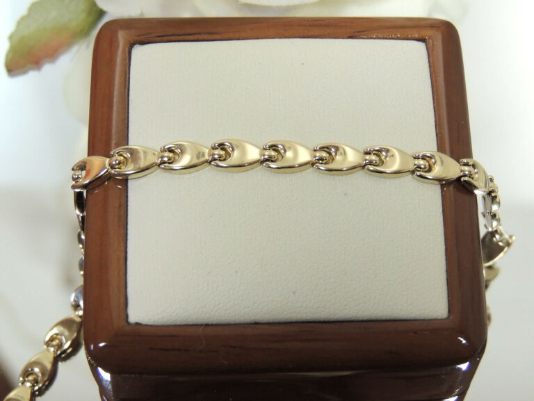 damska-zlota-bransoletka-pr585-material-zloto