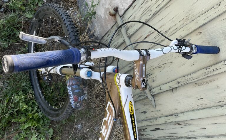ROWER MTB FULL XC ENDURO FELT COMPULSION 2 2010 L