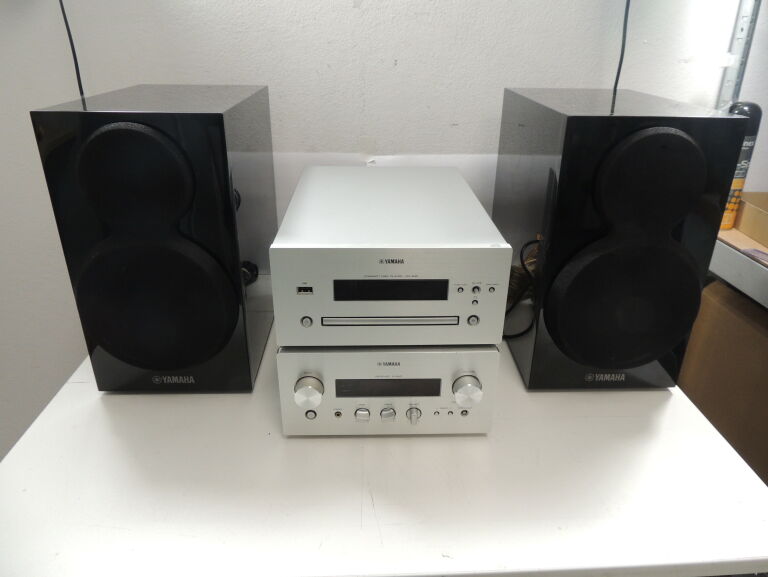 ZESTAW YAMAHA AMP. R-840 - GŁ. NS BP-300 / CD-540