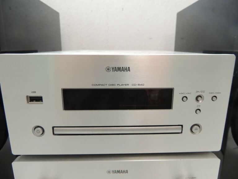 ZESTAW YAMAHA AMP. R-840 - GŁ. NS BP-300 / CD-540