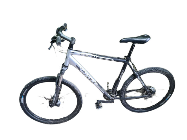 TREK SERIES 4