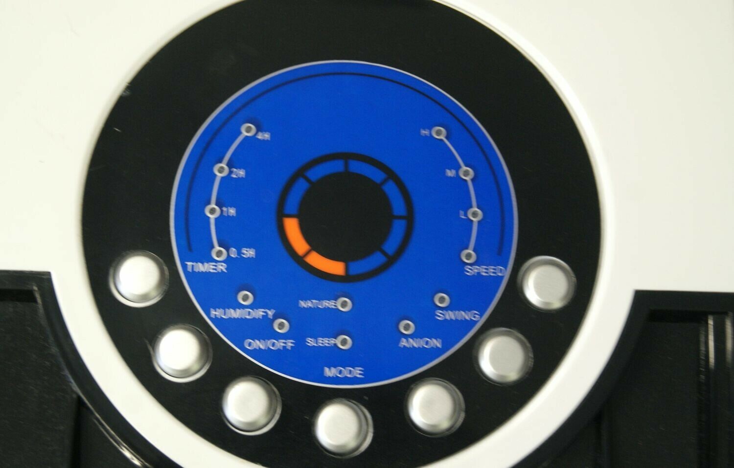 jak-nowy-klimatyzator-eberg-nes-8095-kolor-dominujacy-bialy