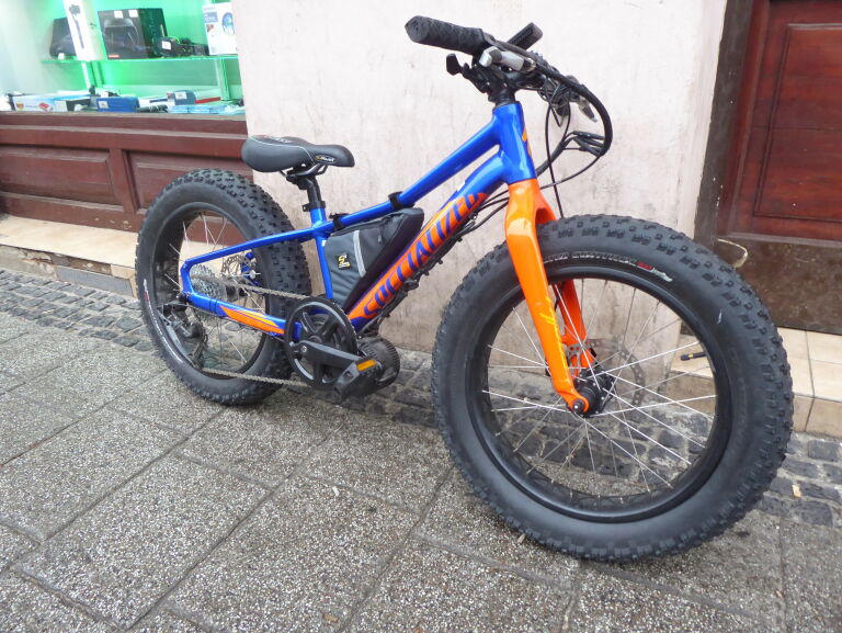 SPECIALIZED RIPROCK 20 BAFANG 500W 36 10,5AH + DZ