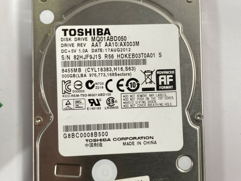 DYSK TOSHIBA MQ01ABD050 500 GB + KIESZEŃ USB