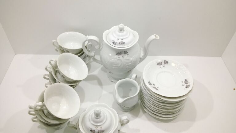 porcelanowy-serwis-kawowy-wawel-dla-12-osob-legnicka-66-wroclaw