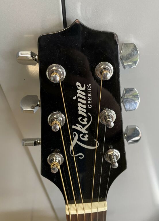 GITARA TAKAMINE G SERIES EG250C