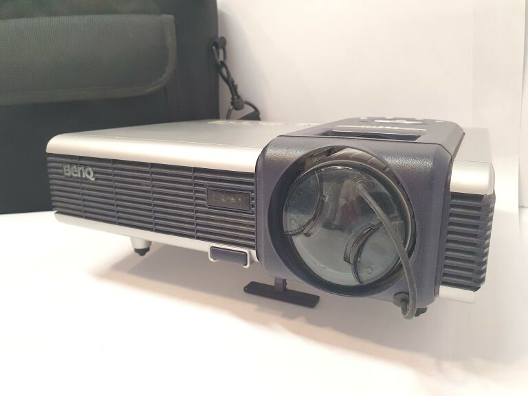 PROJEKTOR BENQ PB2140,