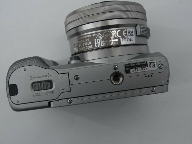 SONY ALPHA A5000