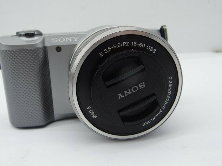 sony-alpha-a5000-stan-uzywany