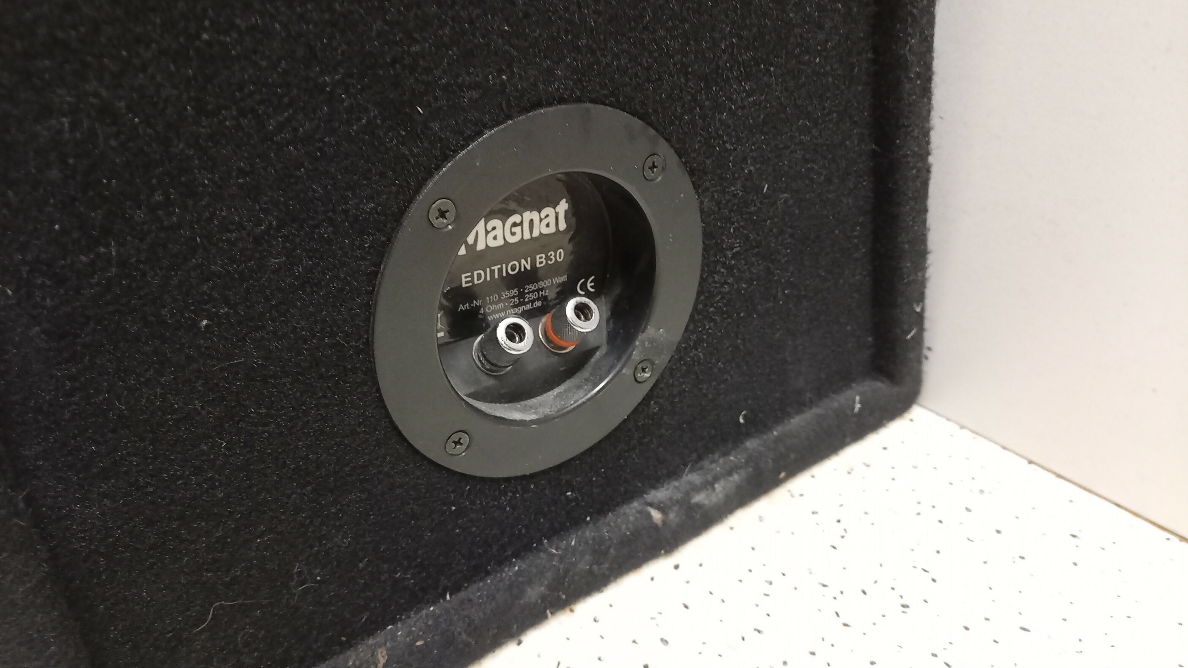 subwoofer-samochodowy-magnat-800w-b30-marka-inna