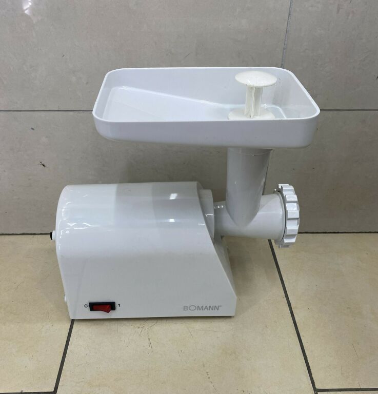 MASZYNKA DO MIĘSA BOMANN CB 423 3W1 ZESTAW