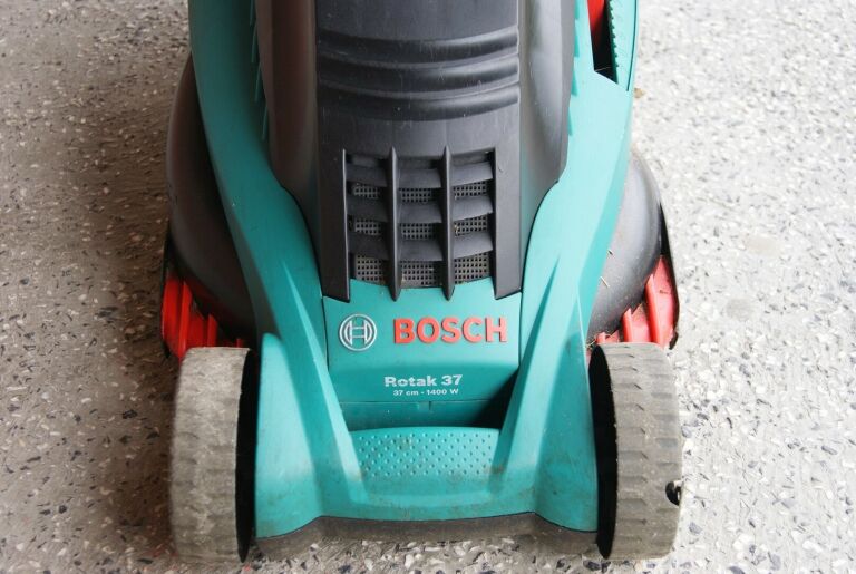 KOSIARKA ELEKTRYCZNA BOSCH ROTAK 37