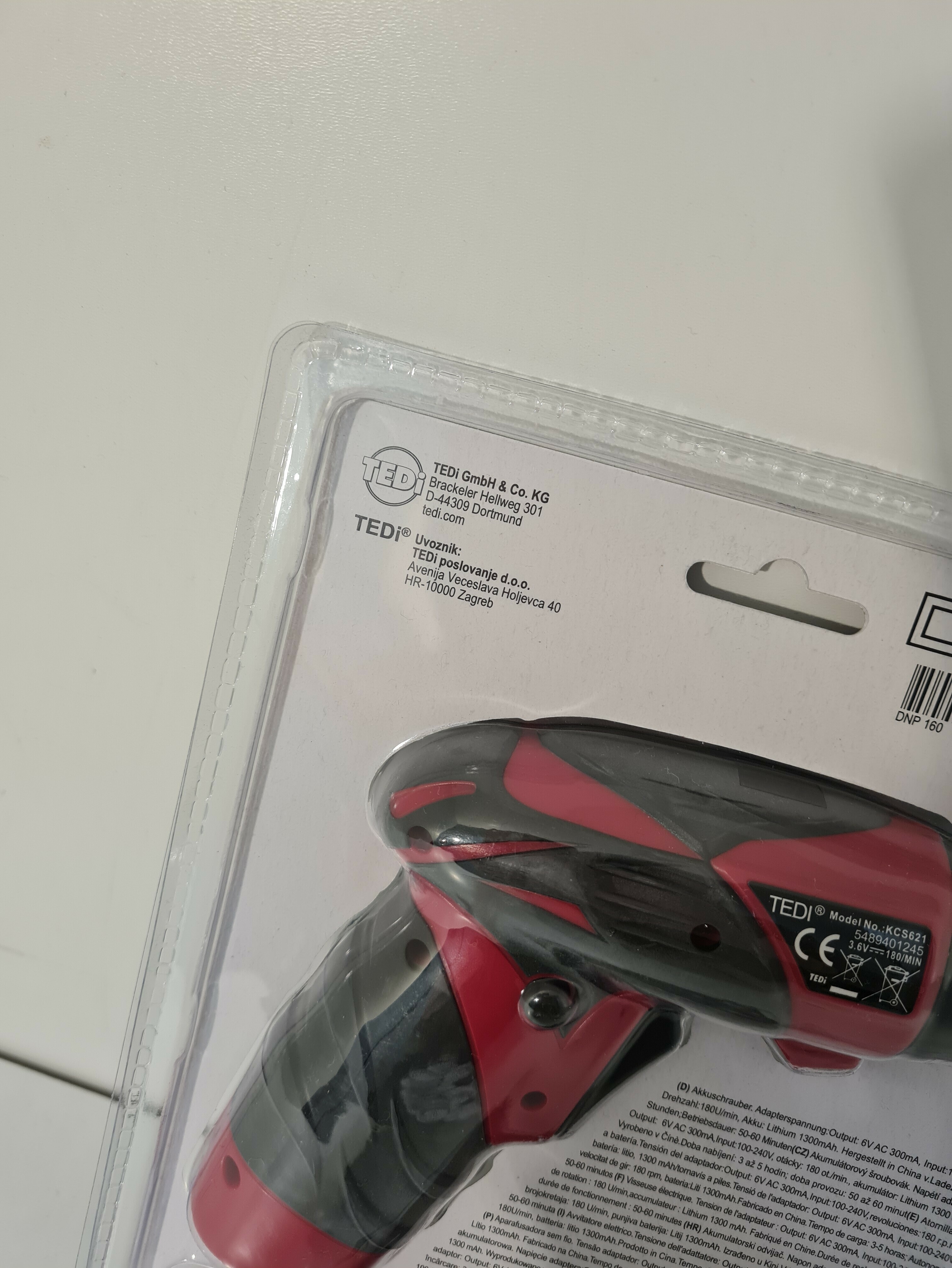 wkretarka-akumulatorowa-tedi-kcs621-zasilanie-akumulatorowe