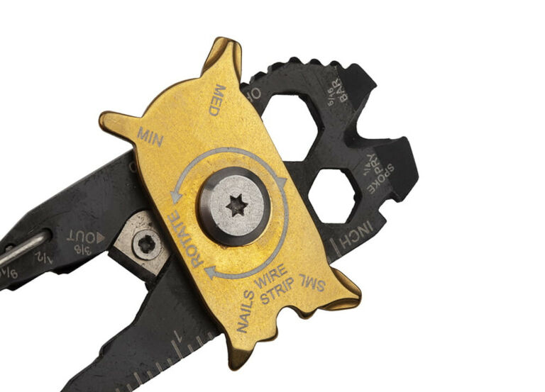 BRELOK - KARABIŃCZYK - MULTITOOL 20W1 SURVIWAL