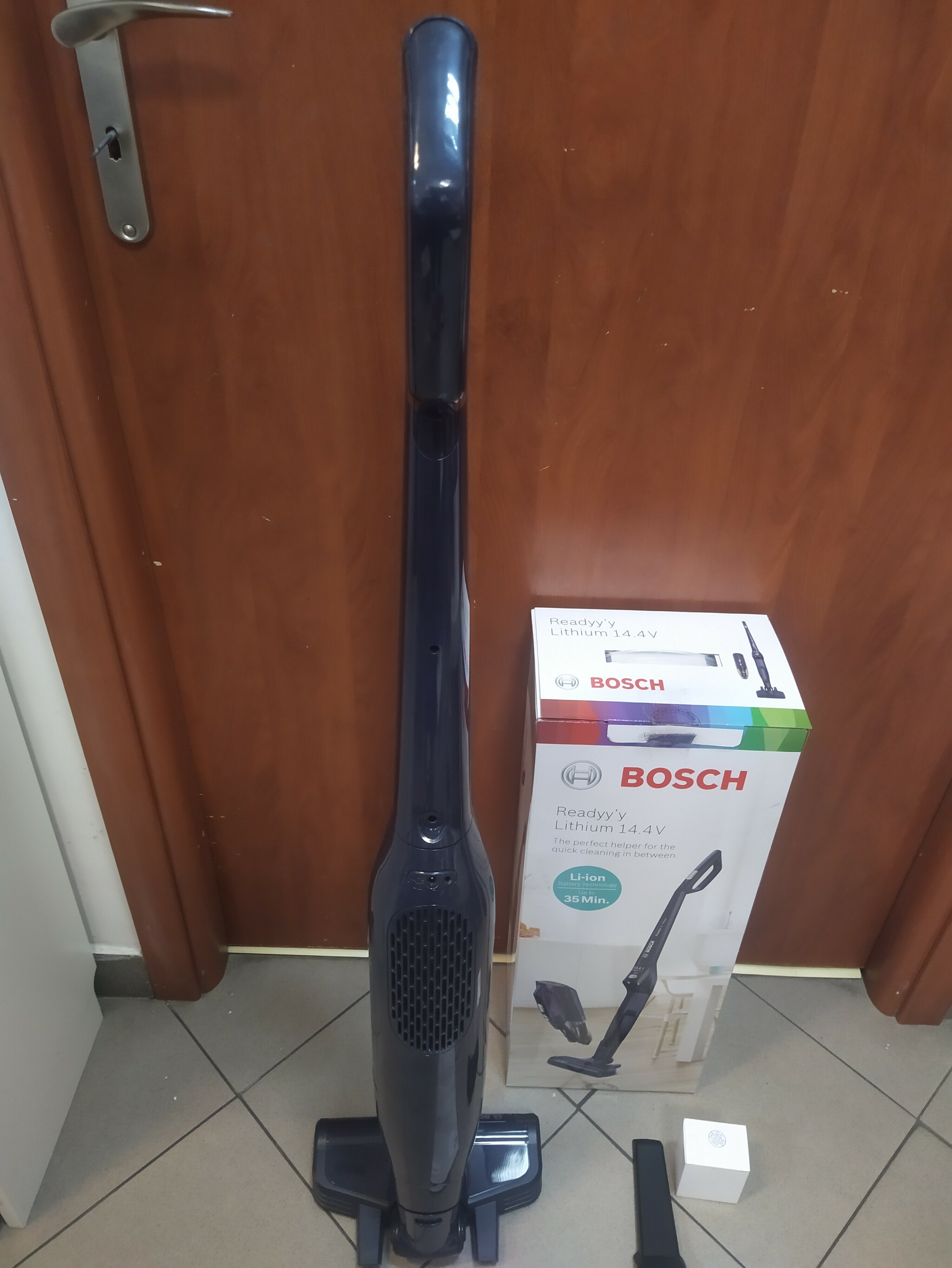 odkurzacz-pionowy-bosch-readyyy-lithium-144v-zasilanie-akumulatorowe