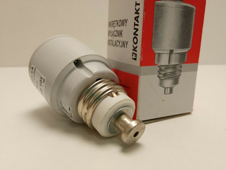 wkretkowy-wylacznik-instalacyjny-stan-uzywany