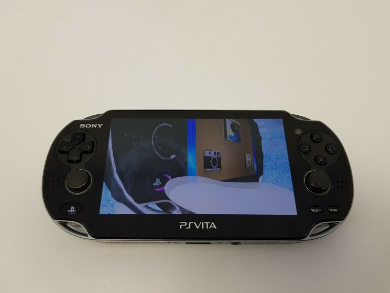 KONSOLA PS VITA PCH-1004 ZA01 WI-FI