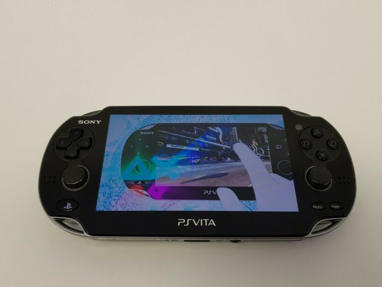 KONSOLA PS VITA PCH-1004 ZA01 WI-FI