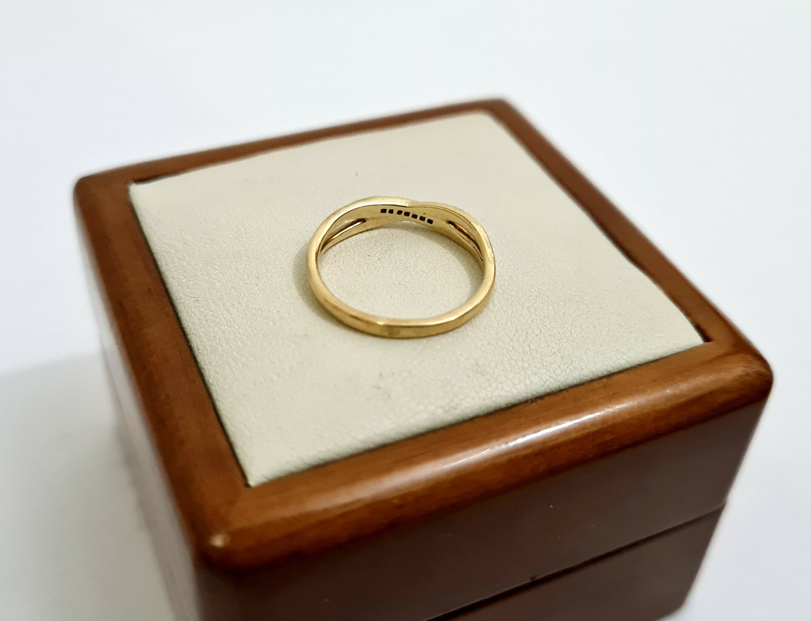 sliczny-pierscionek-p333-134g-r10-rodzaj-wyrob-jubilerski