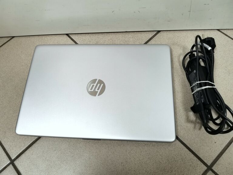 LAPTOP HP 15S-EQ1082NW JAK NOWY