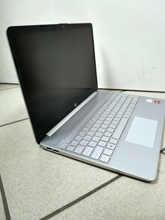 LAPTOP HP 15S-EQ1082NW JAK NOWY