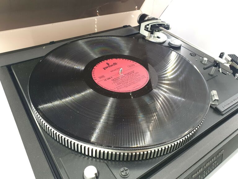 GRAMOFON DUAL CS 731Q + OKABLOWANIE
