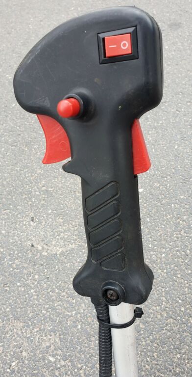 PODKASZARKA MATRIX BMS 900-3 BRAK PLASTIKU