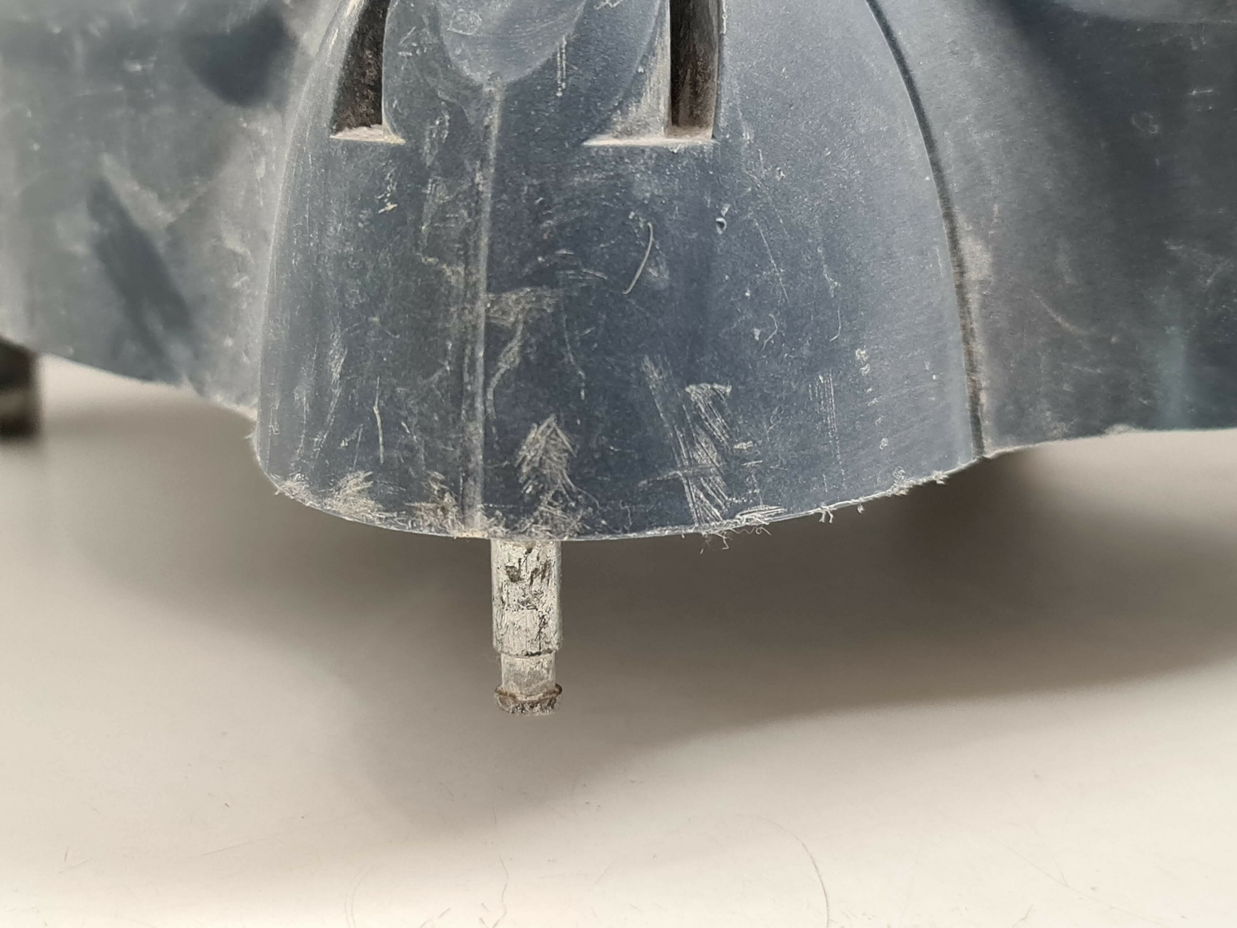 odkurzacz-macallister-mac1400-30l-informacje-dodatkowe-bezworkowy