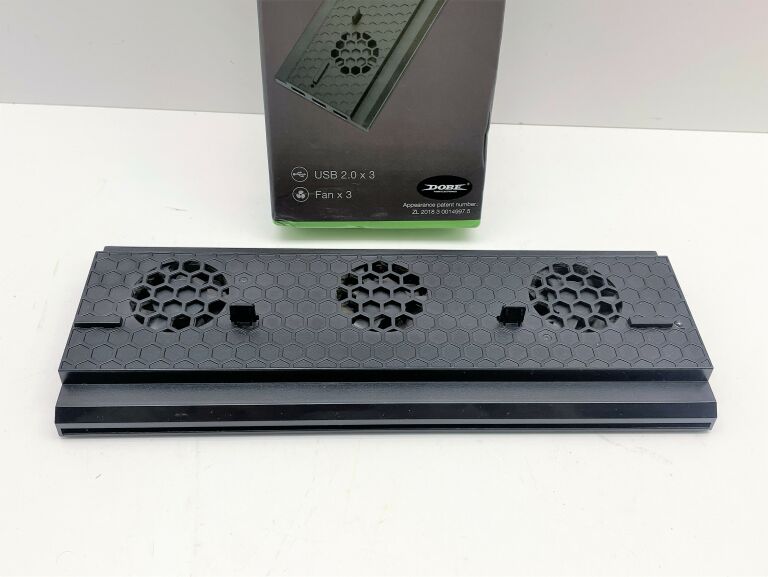 PODSTAWKA CHŁODZĄCA STOJAK DO KONSOLI XBOX ONE X