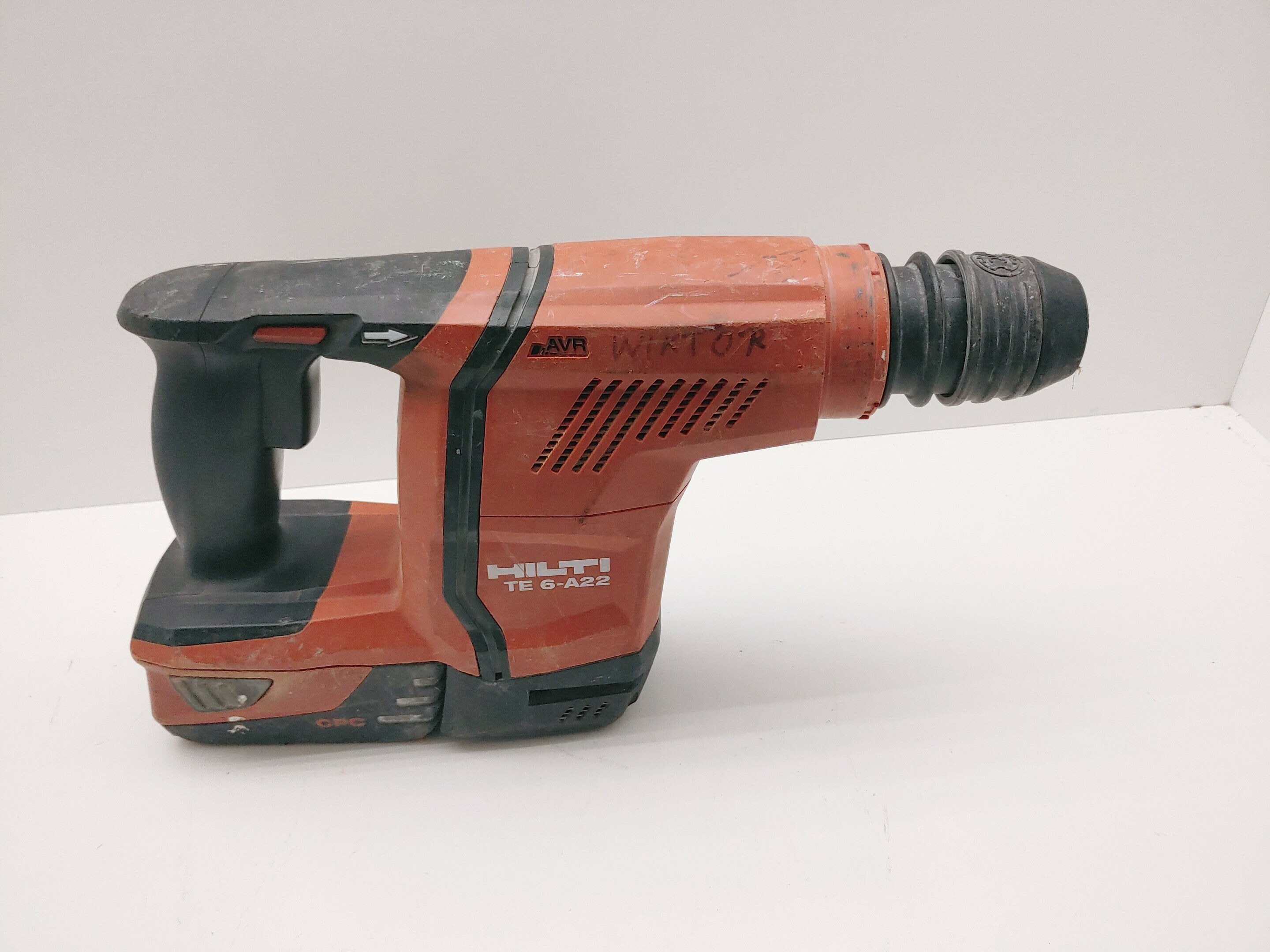 mlotowiertarka-hilti-te-6-a22-funkcyjnosc-3-funkcyjny-wiercenie-z-i-bez-udaru-podkuwanie