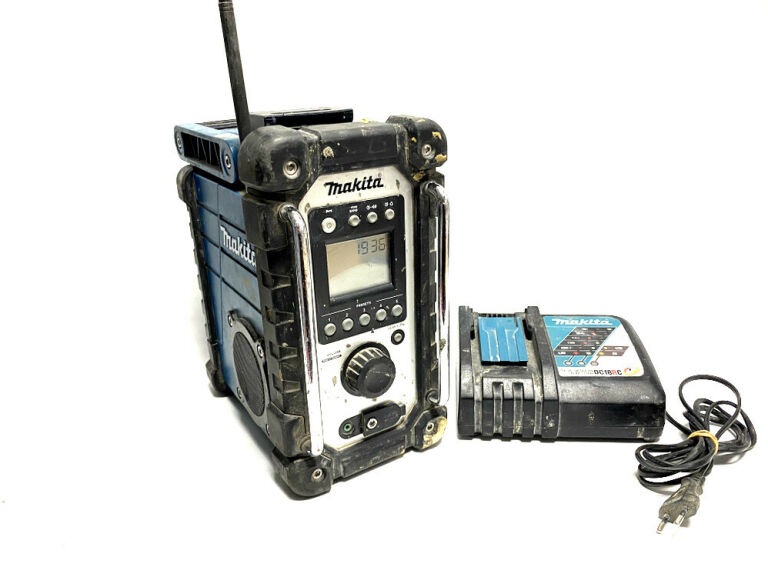 RADIO BUDOWLANE MAKITA DMR107  POLECAM!!