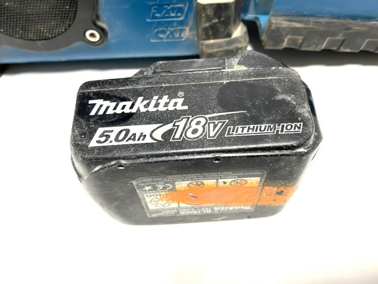 RADIO BUDOWLANE MAKITA DMR107  POLECAM!!