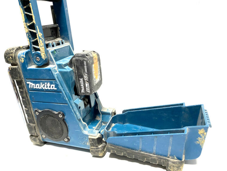 RADIO BUDOWLANE MAKITA DMR107  POLECAM!!