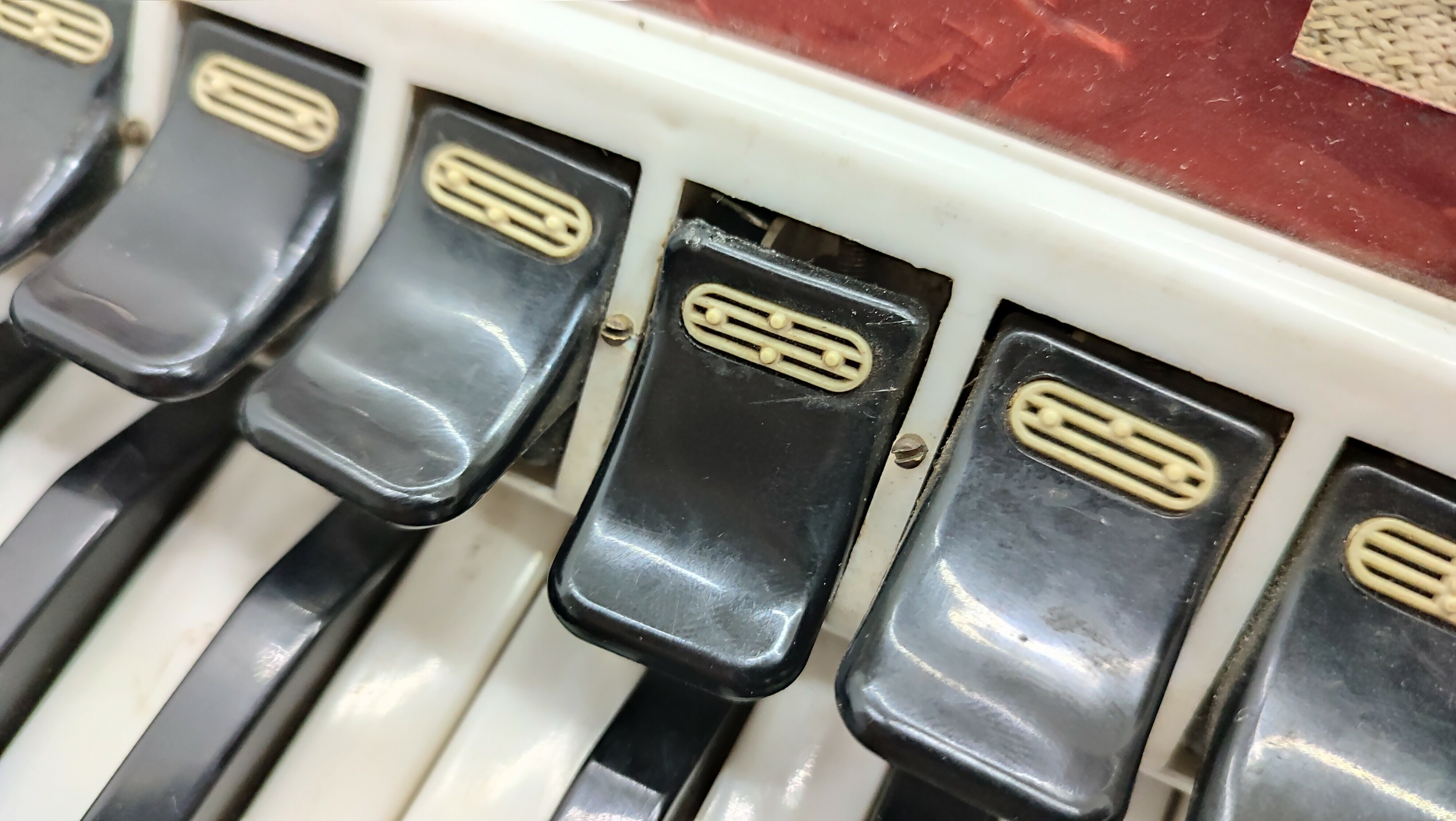 akordeon-carmen-bfa-120-basow-marka-inny