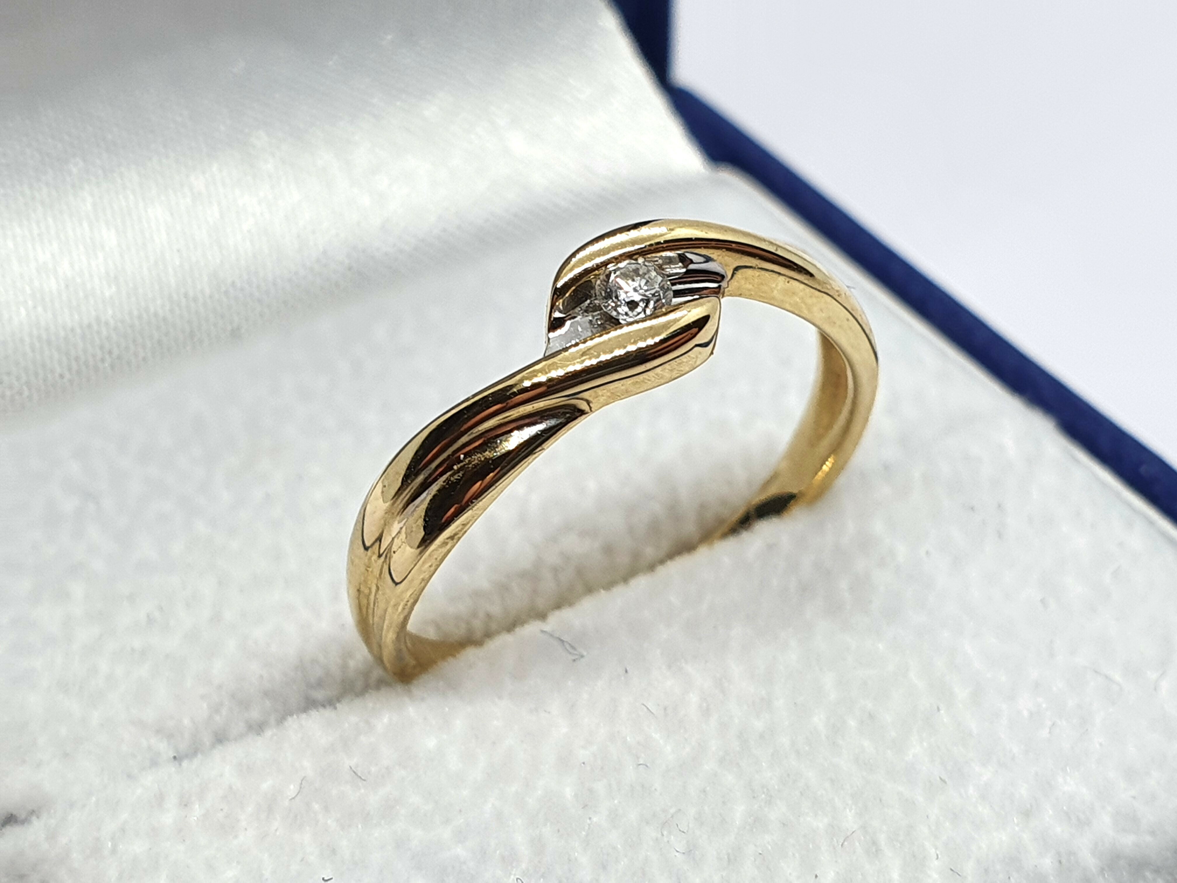 zloty-pierscionek-z-brylanetm-006ct-apart-pr585-rodzaj-wyrob-jubilerski