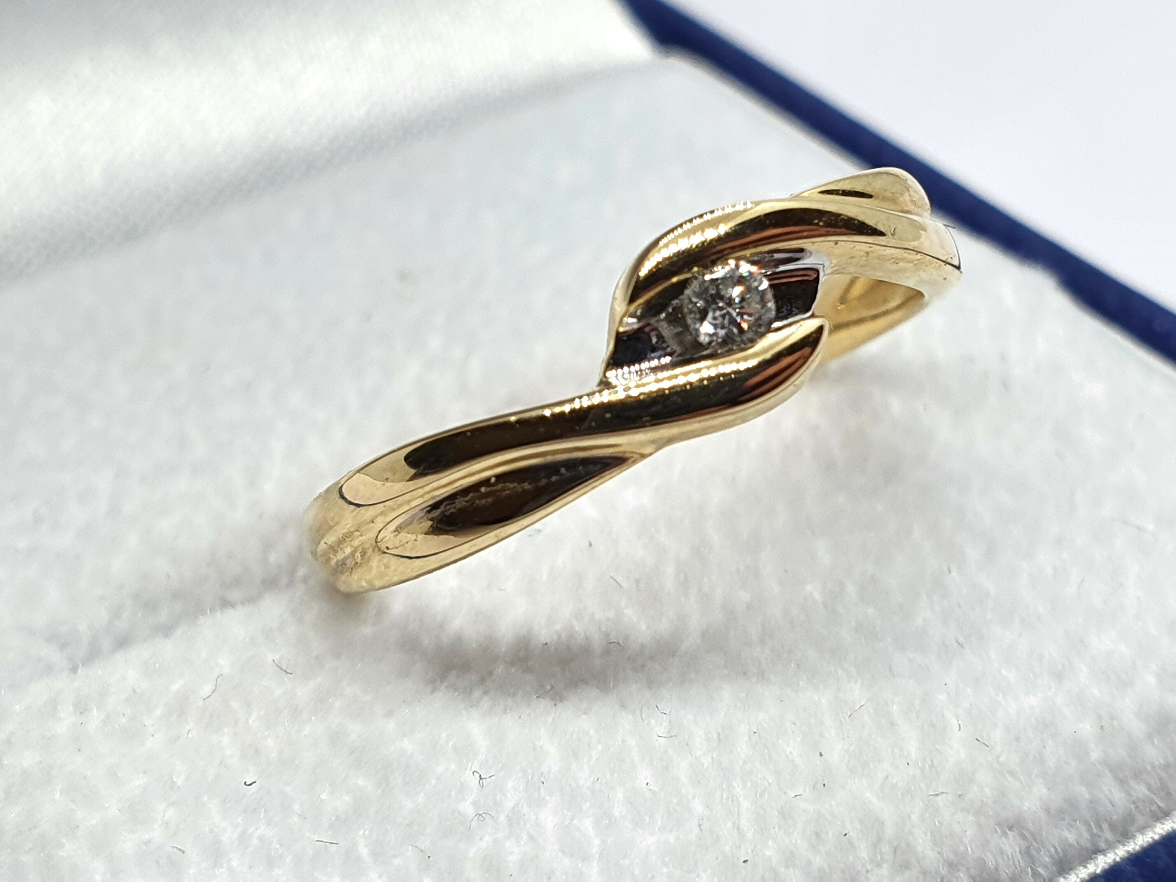 zloty-pierscionek-z-brylanetm-006ct-apart-pr585-material-zloto