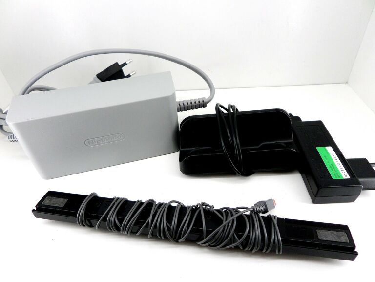 KONSOLA NINTENDO WII U WUP-101(03) SUPER ZESTAW