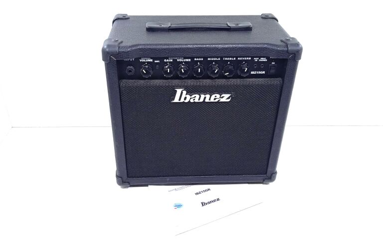 WZMACNIACZ GITAROWY IBANEZ IBZ15GR 15 WAT