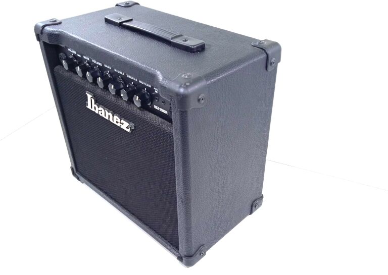 WZMACNIACZ GITAROWY IBANEZ IBZ15GR 15 WAT