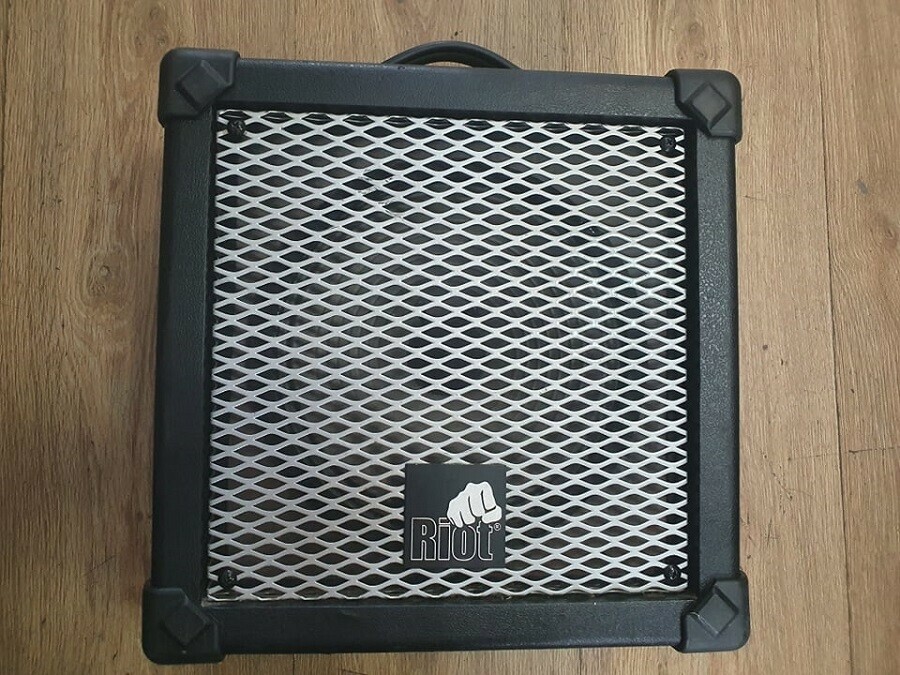 wzmacniacz-gitarowy-riot-gc-20x-20w-przybyszewskiego-4749-lodz