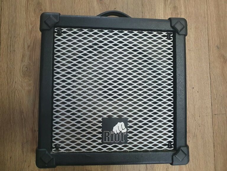 wzmacniacz-gitarowy-riot-gc-20x-20w-przybyszewskiego-4749-lodz