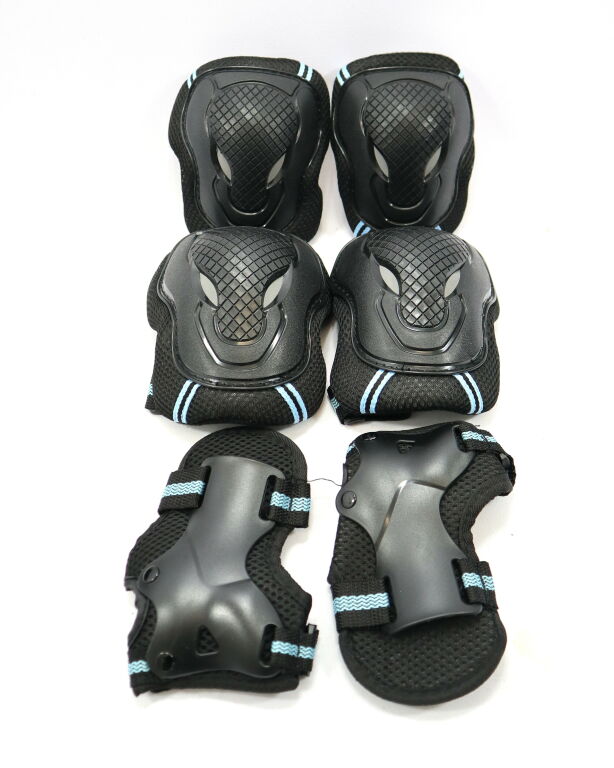 zestaw-nakolannikow-ochraniaczy-fakeface-rodzaj-nakolanniki