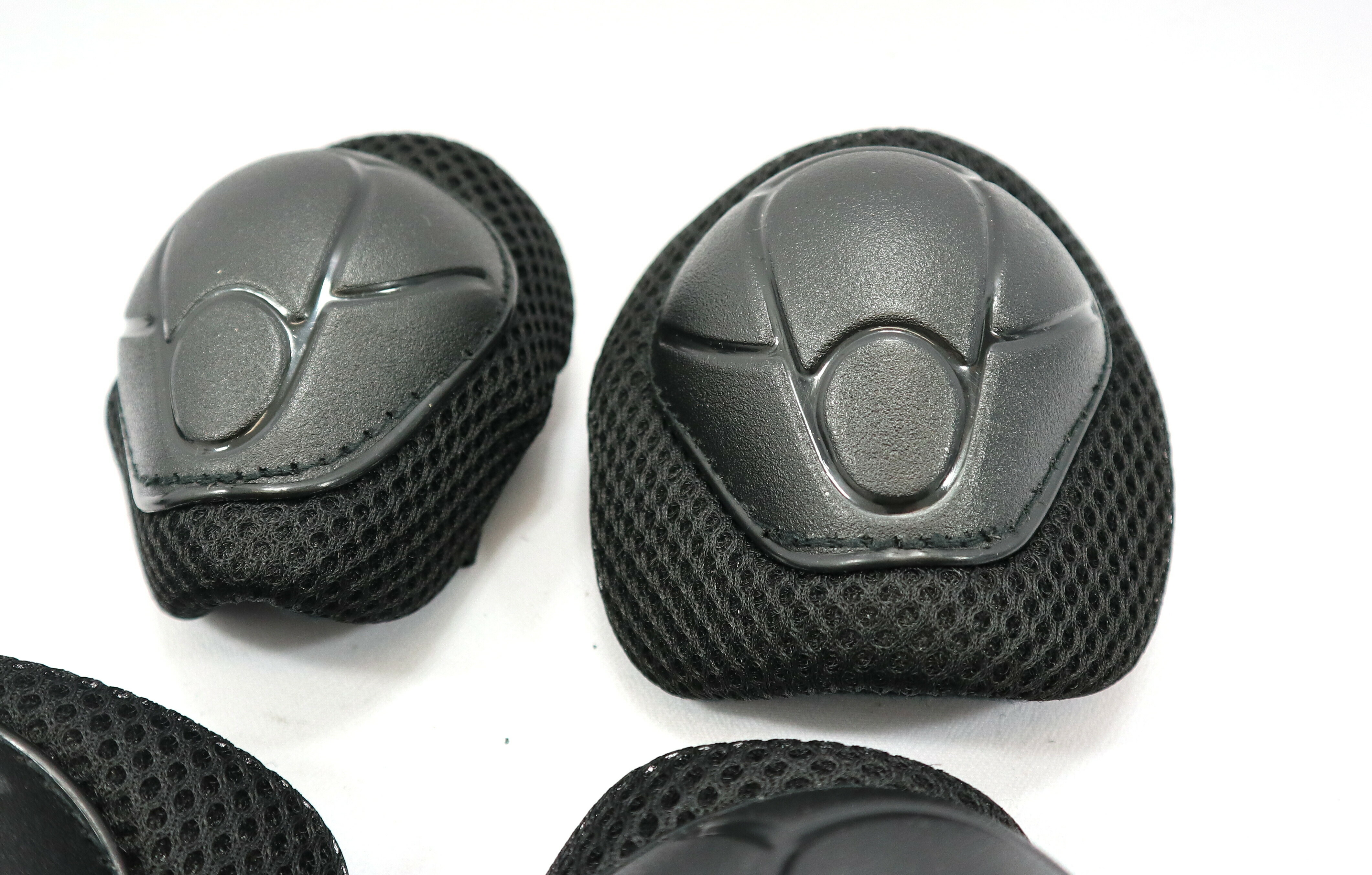 nakolanniki-ochraniacze-dla-dzieci-kuyou-czarne-kolor-czarny