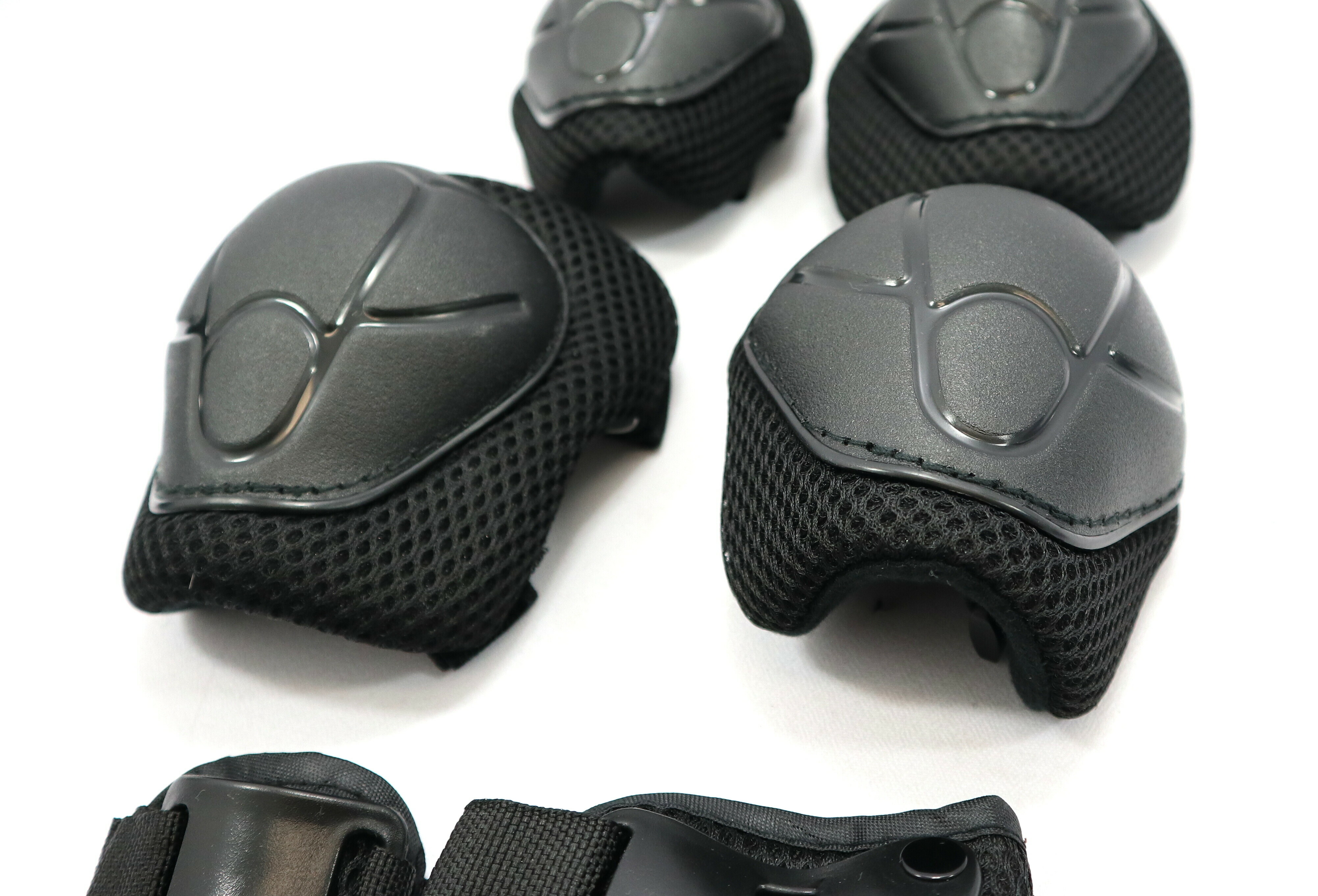 nakolanniki-ochraniacze-dla-dzieci-kuyou-czarne-ean-gtin-8713331403540