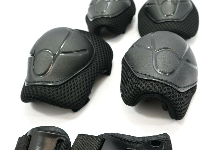 nakolanniki-ochraniacze-dla-dzieci-kuyou-czarne-ean-gtin-8713331403540