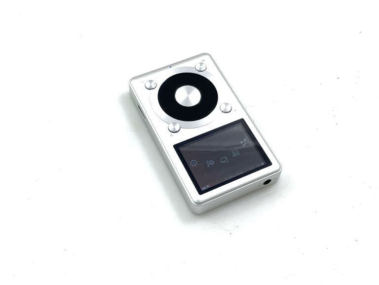 odtwarzacz-mp3-fiio-x1-2-1700mah-model-x1