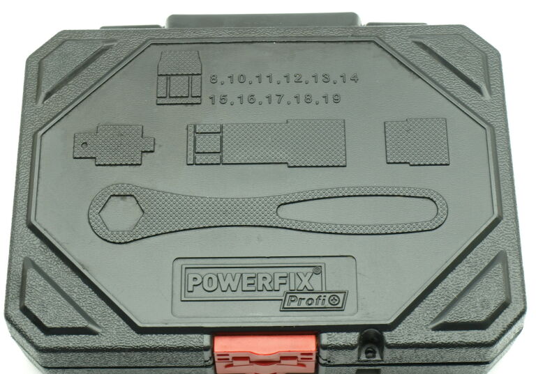 ZESTAW KLUCZY NASADOWYCH POWERFIX HG01215
